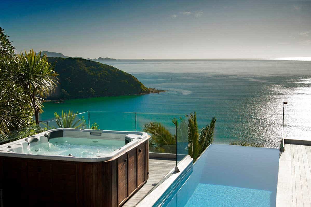The Infinity Pool and Spa with the view on the Bay of Islands is stunning.